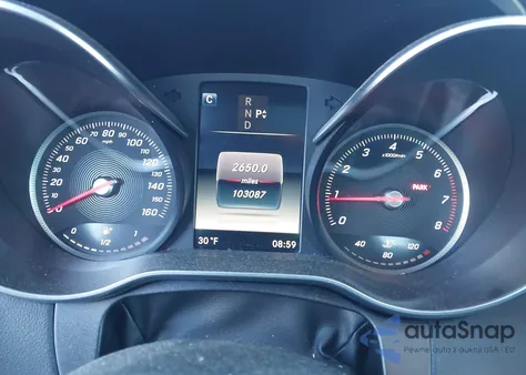 2016 Mercedes-Benz C 300 4Matic из США, поврежденный, VIN 55SWF4KB0GU099542